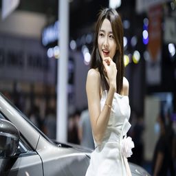 游泳教练的专业教学：揭秘水中互动的那些趣事